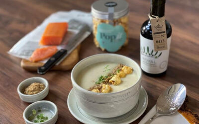 Crema de verduras con palomitas Popit de almendra